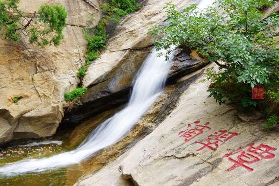 阿左旗市场监管局、阿左旗消防大队联合开展节前集贸市场专项检查